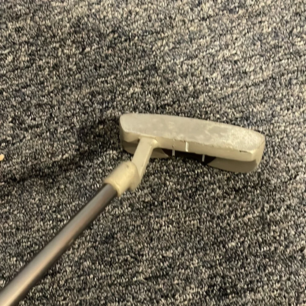 Putter - Picture 3 of 3
